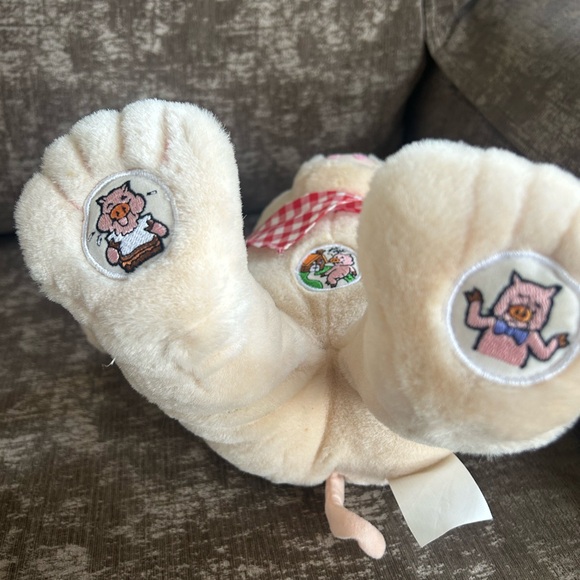 Plush Pig with sound reciting “To the market” - Picture 6 of 8